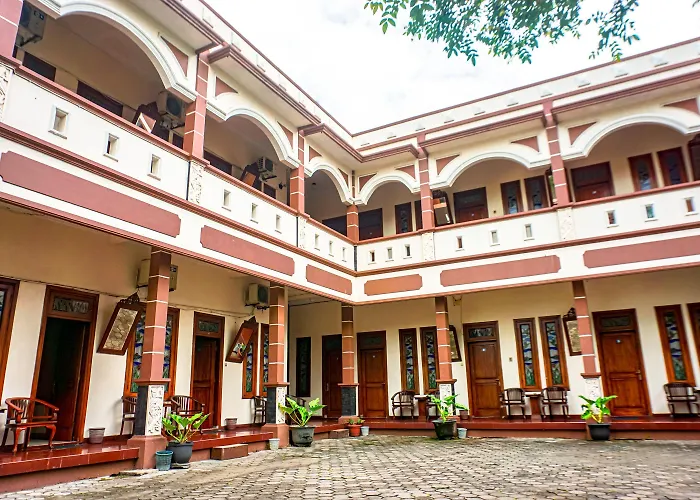 Hotel Laweyan Solo